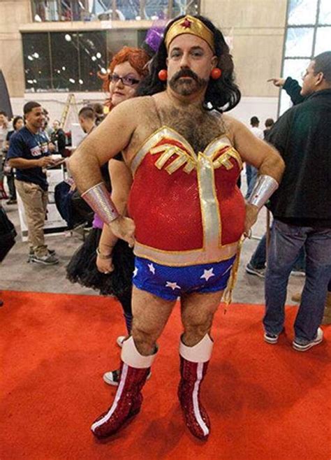 spaventoso wonder woman funny photos of people funny people funny images crazy people
