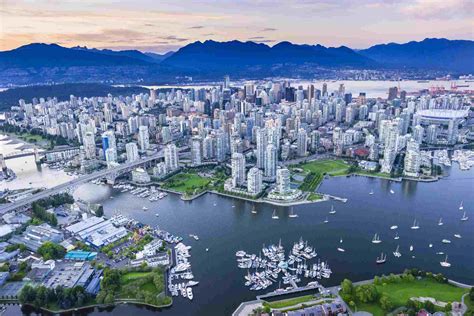 Canadas 10 Most Famous Cities