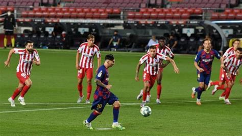 Lionel Messi Barcelona Forward Scores 700th Goal In Draw With Atletico Madrid