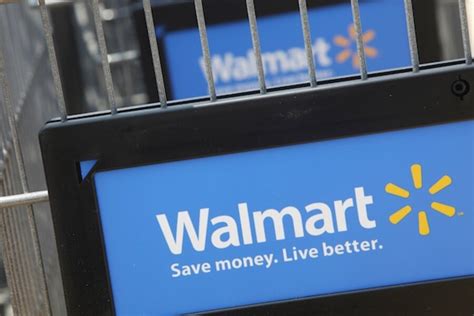 Wal Mart Launches Prepaid Card With American Express