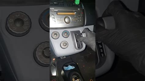 Ada sekali melekat macam emergency brek.nsib baik xde kereta kat blakang. Alza Gearbox Tak Sangkut Lever Gear Terlepas Tak Boleh ...