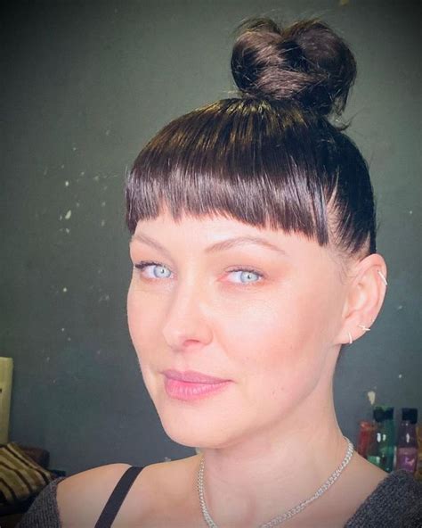 the circle s emma willis in stunning hair transformation