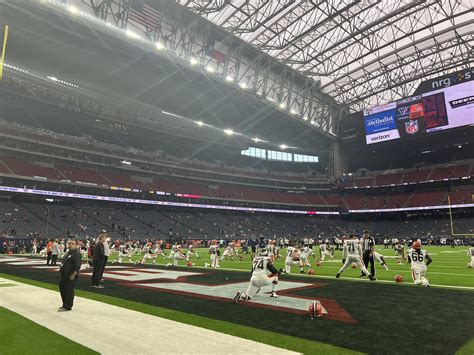 Mary Kay Cabot on Twitter: "40 mins before the game, hardly anyone in