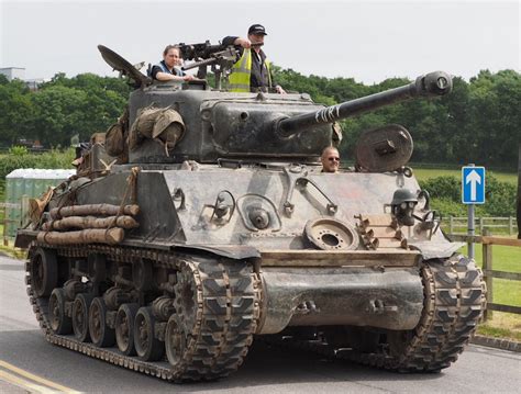 Pin De Billys En Sherman M4a3e8 Easy Eight Tanques Vehículos
