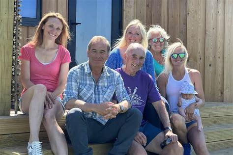 Robson Green Comes To Stay In Brand New Luxury Roundhouses In