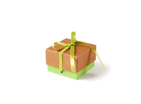 As each of our packaging boxes is sturdy, you can rest assured. Small Gift Box With Lid | Custom Small Gift Boxes With Lid ...