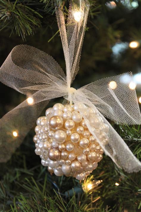 Creating your own holiday decor at home can be one of the most exciting and bonding moments of the season. do it yourself divas: DIY: Pearl Ornament