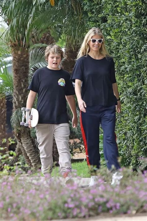 Gwyneth Paltrow 47 Goes For Stroll With Rarely Seen Son Moses 13 Lipstick Alley