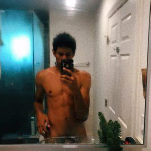 Keiynan Lonsdale Nude Leaked Pics Jerking Off Porn Onlyfans Leaked