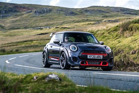 Photo Gallery Mini Jcw Gp Stars In New Shoot From The Uk