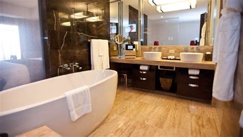 Best Hotel Bathrooms In Las Vegas