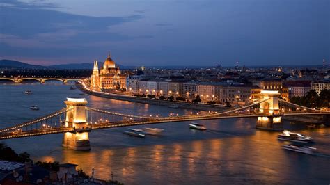 Szechenyi Chain Bridge Budapest Attraction Au