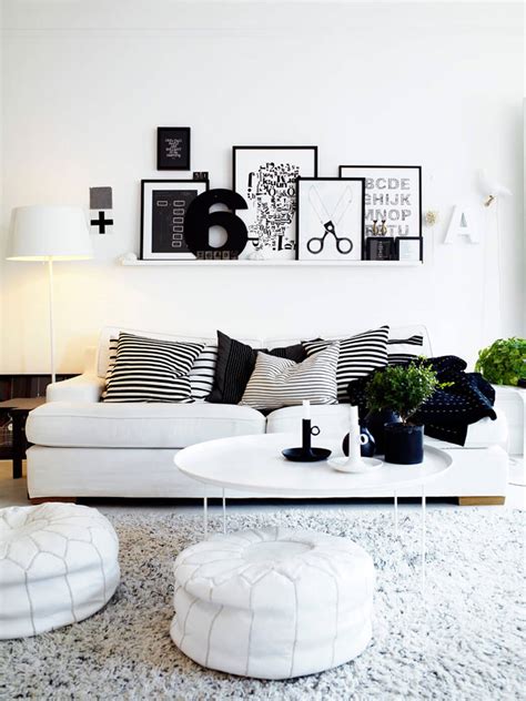 30 Best Decoration Ideas Above The Sofa For 2020