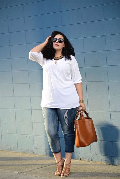 5 Ways To Combine Plus Size Cropped Jeans In Spring