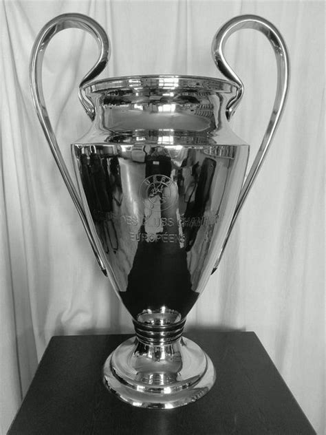 The uefa champions league is an annual continental competition for the top football clubs in europe. UEFA Champions League trophy - 1:2 scalemodel - replica ...