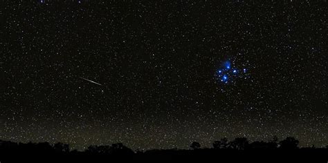 Free Download 4k Wallpaper Space Pleiades Meteor Stars 4725x2355