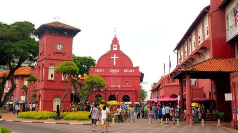 Melaka memang banyak tempat menarik, sebab tu wajib tempah homestay dan hotel awal awal. Tempat Menarik Di Melaka (Terkini) | Panduan Bercuti di ...