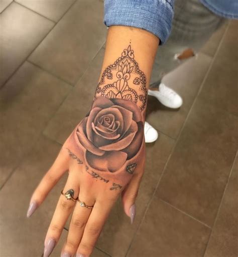 23 Tattoos On Ladies Hands References Fashion Info