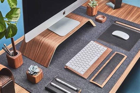 Workplace ergonomic is the science of setting up your workspace in such a way that reduces discomfort and strains (such as carpal tunnel or neck pain) while increasing productivity and efficiency. Wool Felt Desk Pad | Cool desk accessories, Desk setup ...