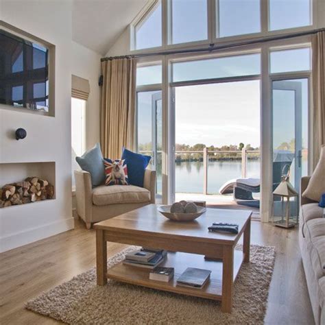 Coastal Living Rooms To Recreate Carefree Beach Days