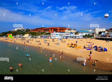 Bournemouth Beach Summer Hi Res Stock Photography And Images Alamy