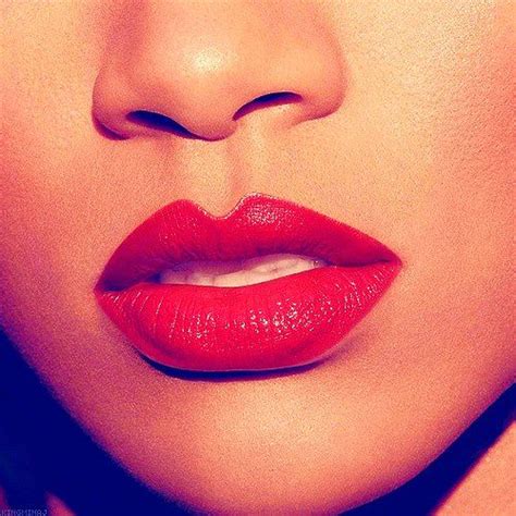 Rihannas Lips Lip Shapes Lipstick Eyeliner Lips