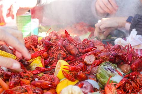 Different Types Of Seafood Boils Louisiana Low Country And More