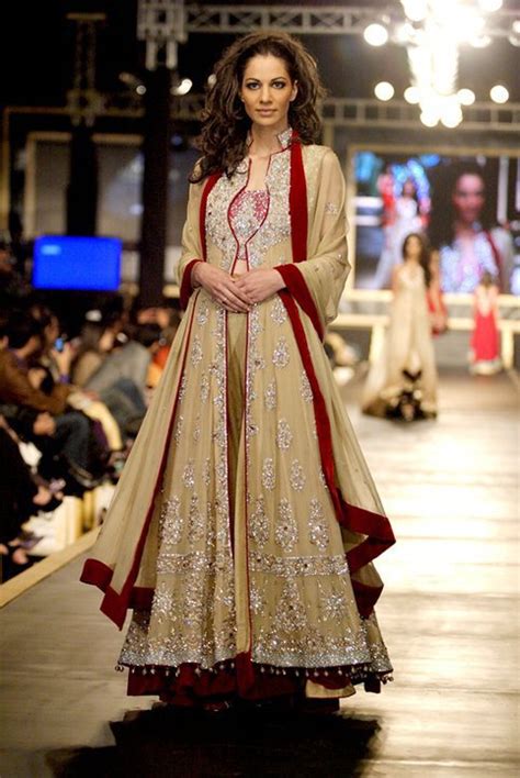 But you can also contact us: Pakistani new bridal dresses - Utho Jago Pakistan