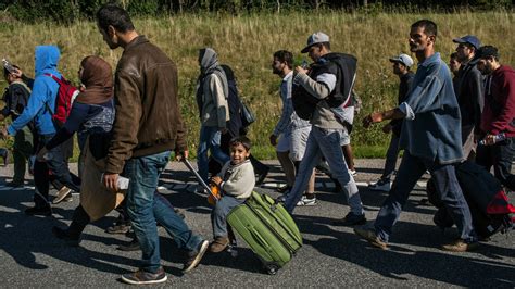 Migrant Tide Bringing Out Europes Best And Worst The New York Times