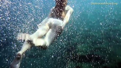 Swimming Gracefully Naked Underwater Eporner