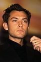 What Happened to Jude Law’s Hair? The Actor’s Hair Style Transformation ...