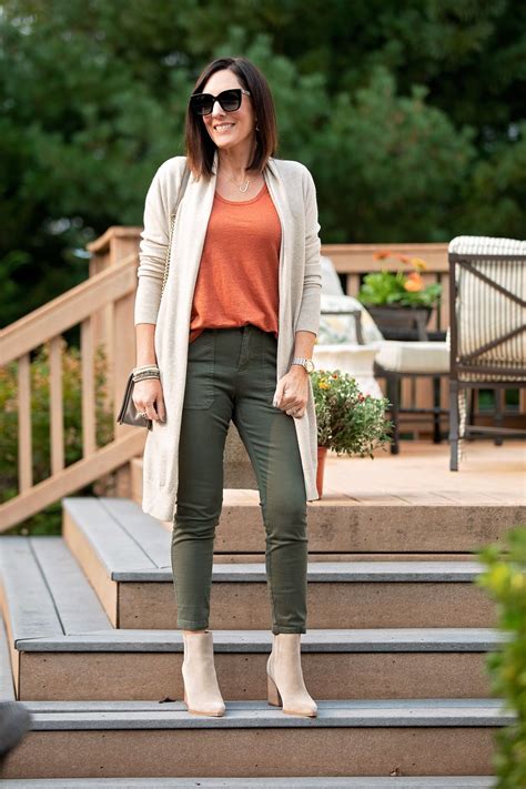 Long Cardigan Outfit With Crop Utility Pants How To Wear Cardigan