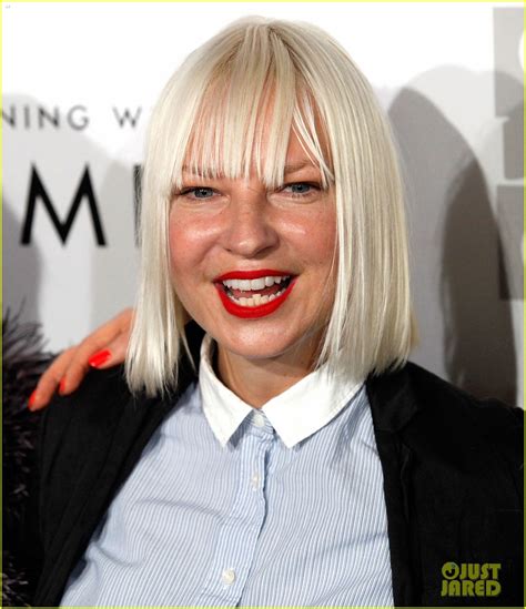 Sia Has Shown Her Face Many Many Times Without A Wig Photo Sia Photos Just Jared
