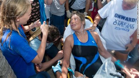 [video pics] this 64 year old woman just swam 177km from one country to another