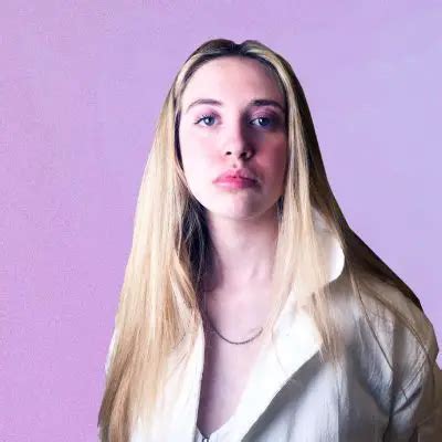 Ayla Tesler Mabe Bio Wiki Age Height Parents Boyfriend Songs And Net Worth