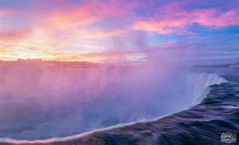 Spectacular Sunrise At Niagara Falls Ontario Canada Oc 3000x1824
