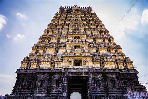 10 Famous Temples In South India For A Spiritual Journey Dat