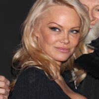 J Ai V Cu Des Choses Horribles Petite Pamela Anderson Se Confie