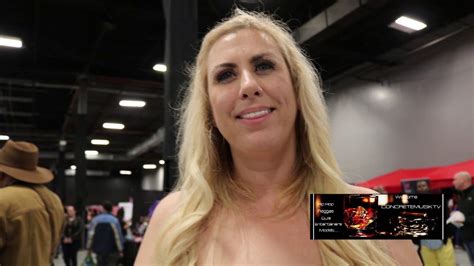 Lila Lovely Interview Exxxotica N J 2018 Youtube