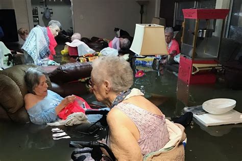Nursing Home Residents Saved from Harvey Floods After Photo Goes Viral ...