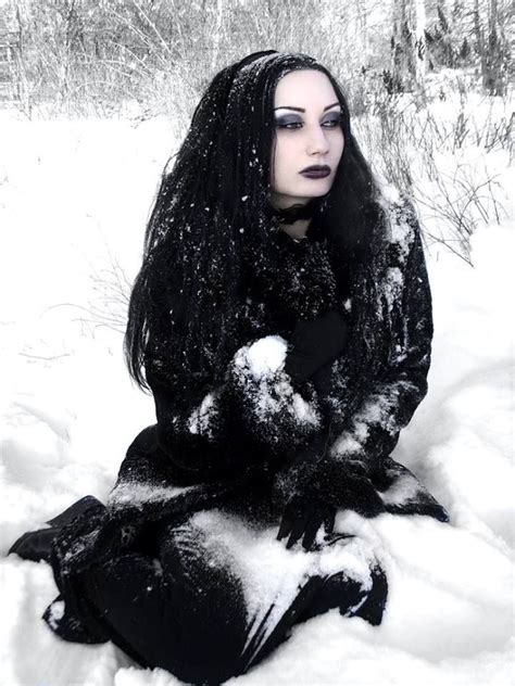 Pin By Cynthia On Gothic Dark Models Goth Goth Beauty Gothic Beauty