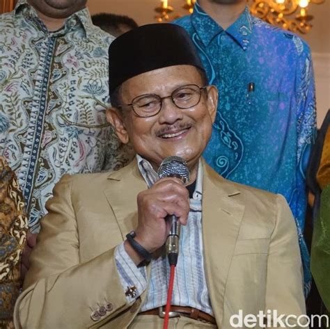 Cerita tentang hewan peliharaan yang senang/gembira. Tebak-tebakan Tokoh Terkenal di Balik Gambar Ilusi - Foto 4