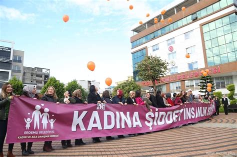 Erdemli Belediyesi Kadın Personelleri Kadına Şiddet İnsanlık Suçudur