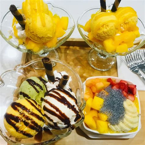 The sweetest, juiciest tropical fruit around, the mango is a great addition to just about anything you can whip up. Mango Mango Dessert Reopens in Virginia Village