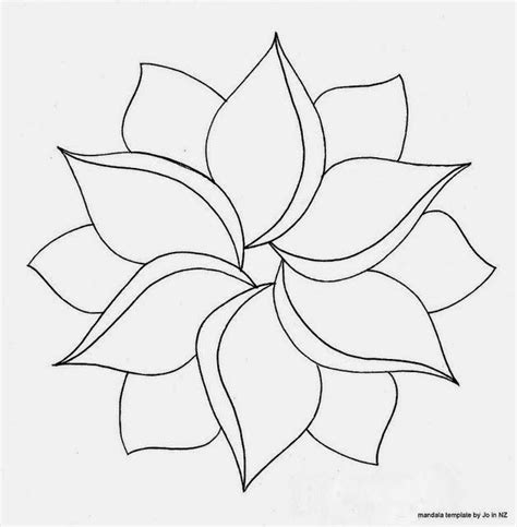 This guide will teach you how to draw 9 different types of flowers, with technique tips and suggestions to make your flowers as lovely as can be. Zentangle, rustgevend tekenen: Zendala basispatroon