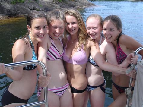 Grhtb09 In Gallery Groups Of Real And Hot Teens