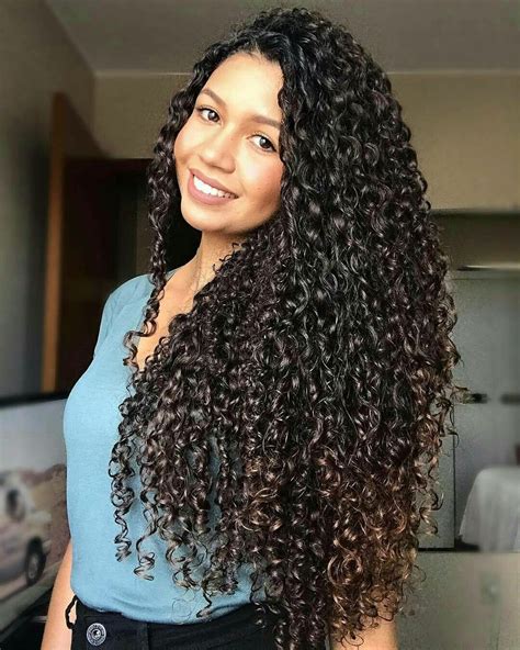 this curl pattern is similar to my own but i wish mine was the same length curly hair styles