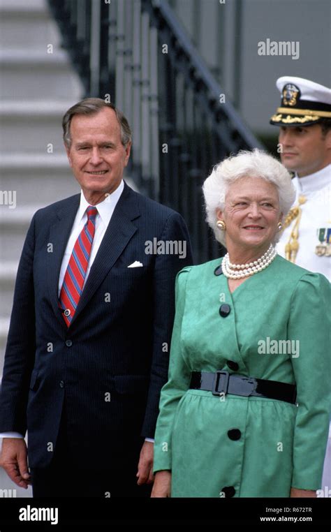 Washington Dc 1989 President George Hw Bush And First Lady Barbara