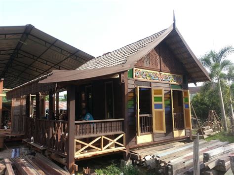2 kerugian beli rumah paling mampu mohdzulkifli rumah kampung modern rekabentuk rumah kayu moden reka bentuk rumah. Dapur Rumah Kayu Kampung | Desainrumahid.com