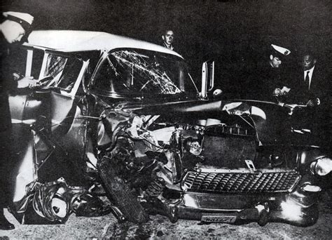 Montgomery Clift Car Wreck May 1956 The Policeman Is Ques Flickr